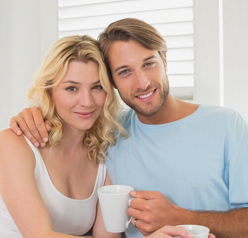 couple-having-tea